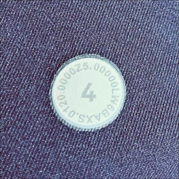 Lululemon Invigorate High-Rise Crop 23" Leggings Size 4 Black Currant Tight - Picture 11 of 12